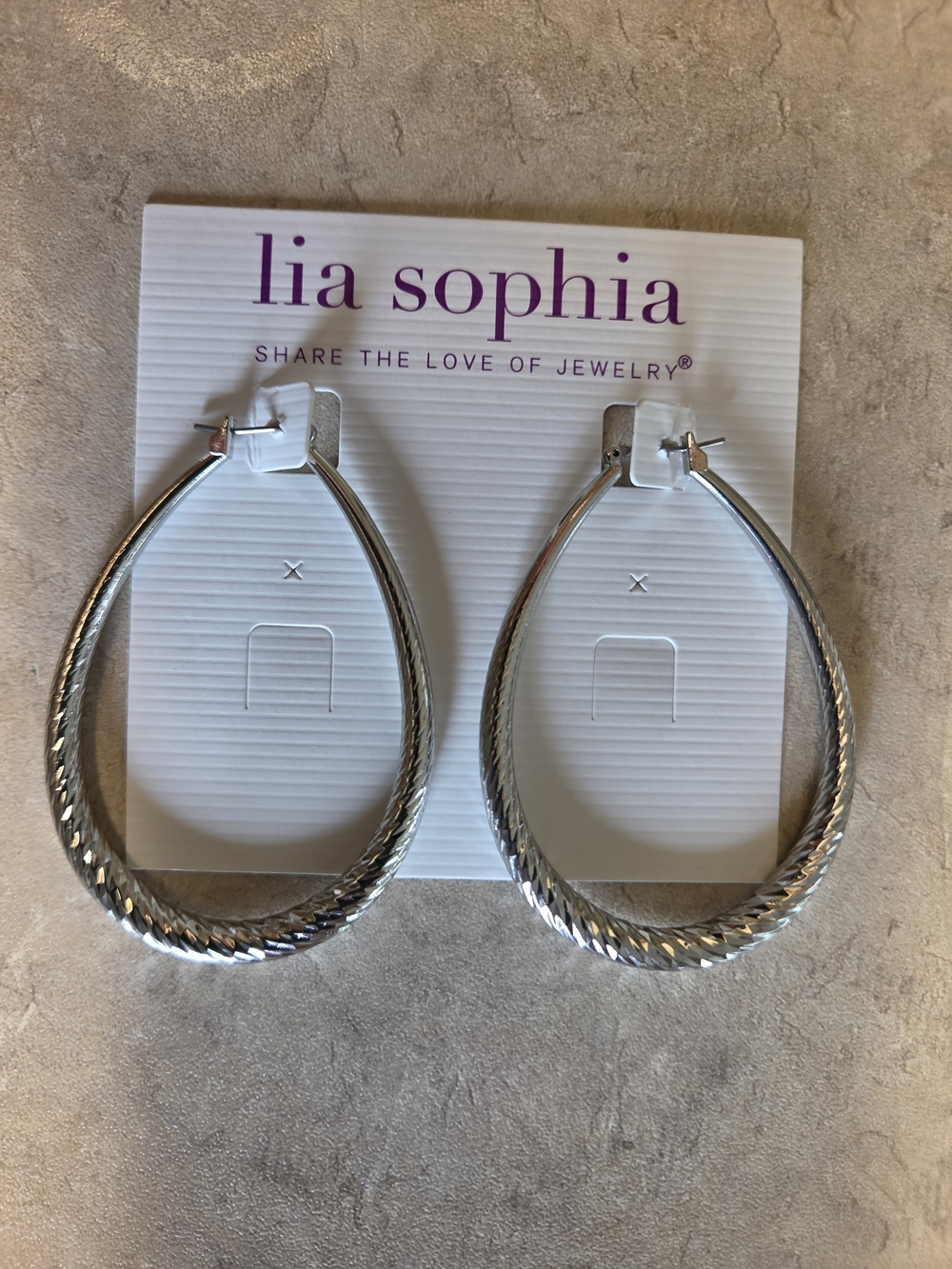 Accessories subcategory identification